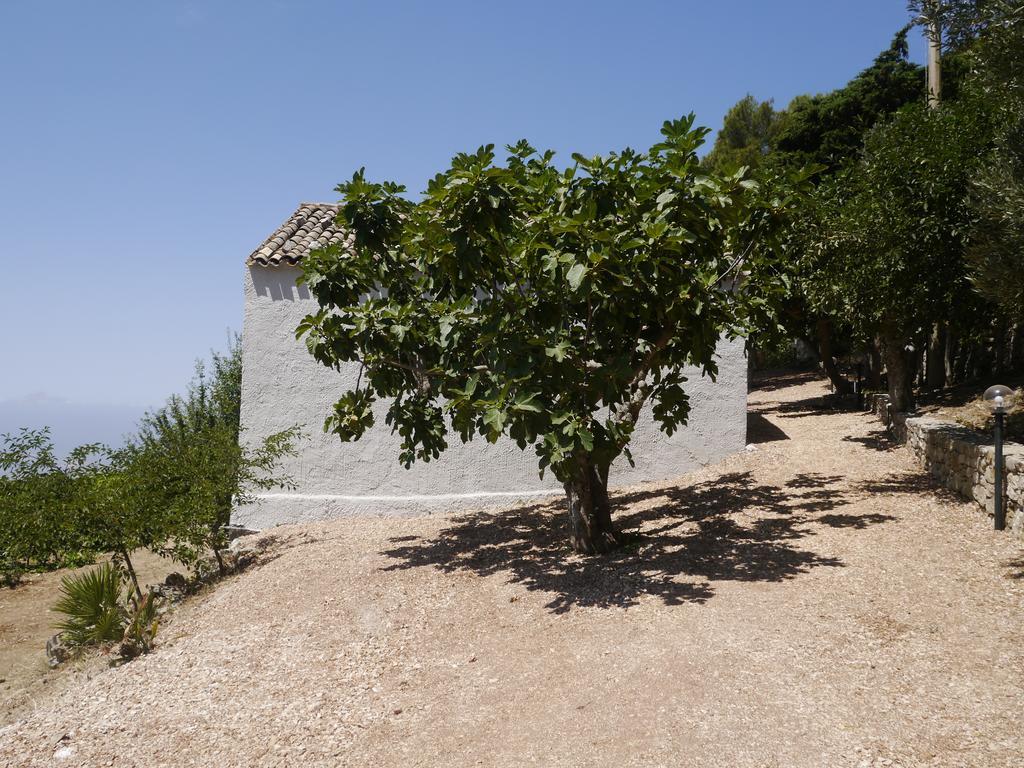 Casa Nel Vigneto Erice Guest House Exterior photo